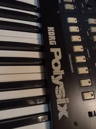 Korg poly Six Analog Synth