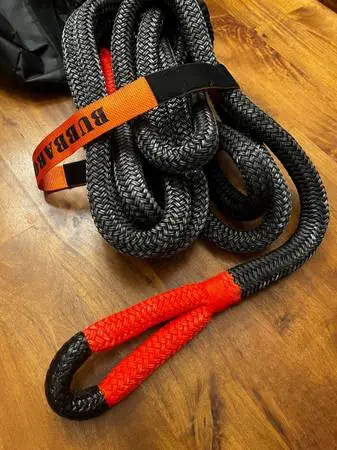 Big Bubba 52,300 lb kinetic recovery rope