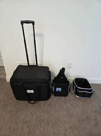 Carrying case for scrapbooking or crafts