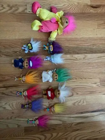 Trolls figurines - lot of 12