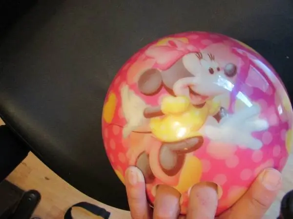 Nice Disney Minnie Mouse 13 Pound Bowling Ball