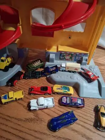 Hot wheels race ramp
