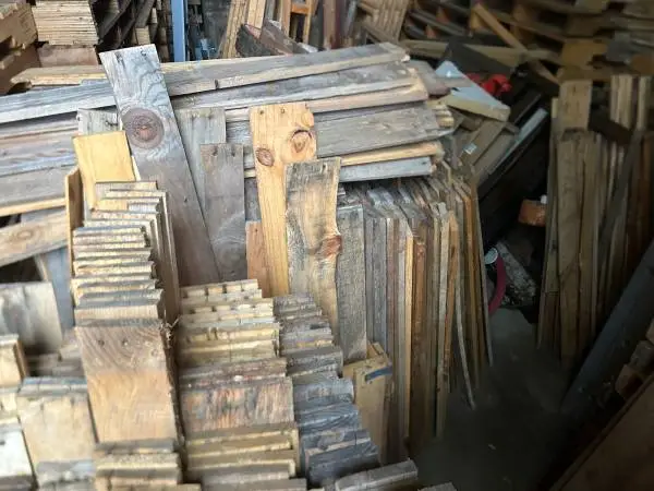 Pallet planks