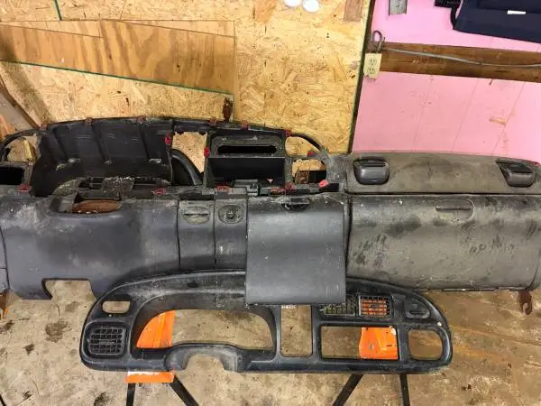 98-02 ram 1500/2500/3500 dash core