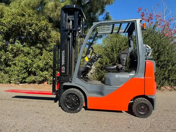 2019 TOYOTA PROPANE FORKLIFT QUAD MAST 4K 8 SERIES