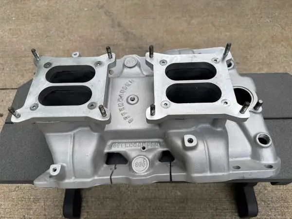 Pontiac 65-79 Offenhauser Dual Quad intake manifold