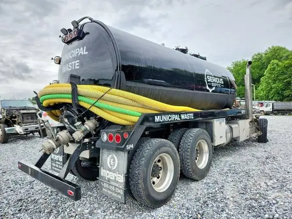 4000 Gallon Aluminum Pressure Vacuum Tank