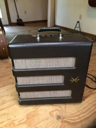 Fender Excelsior guitar amp