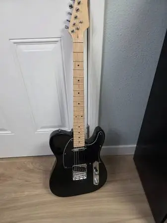 Guitar, amp & case