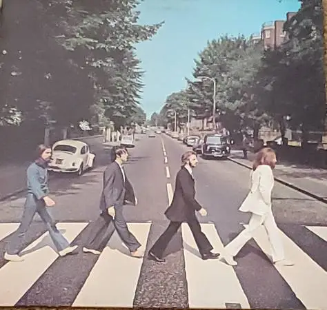 I BUY RECORDS ALBUMS AND COLLECTIONS