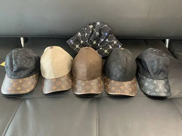 BURBERRY, GG, LV, HAT NEW NO BOX