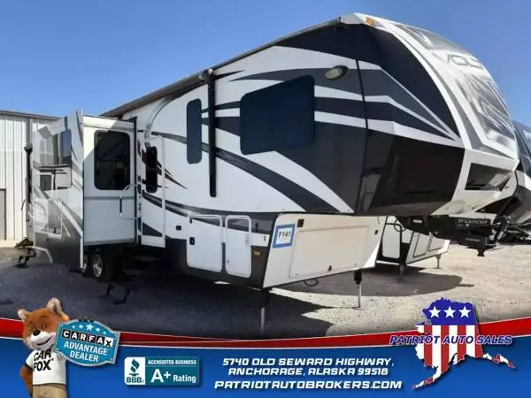 2014 DUTCHMAN VOLTAGE - Financing Available!