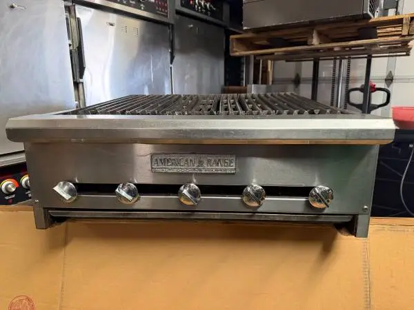 American Range - 30 Countertop Radiant Charbroiler Grill 5 Burners