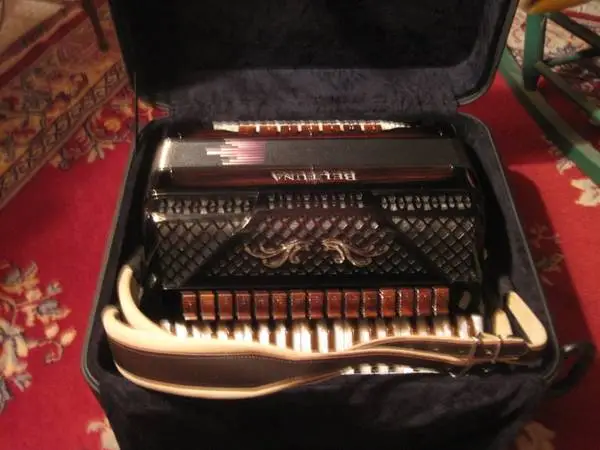 Beltuna Spirit V accordion
