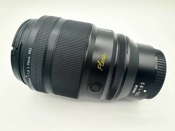 Nikon NIKKOR Z 135mm f/1.8 S Plena