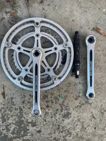 Motobecane Vintage road bike crank said