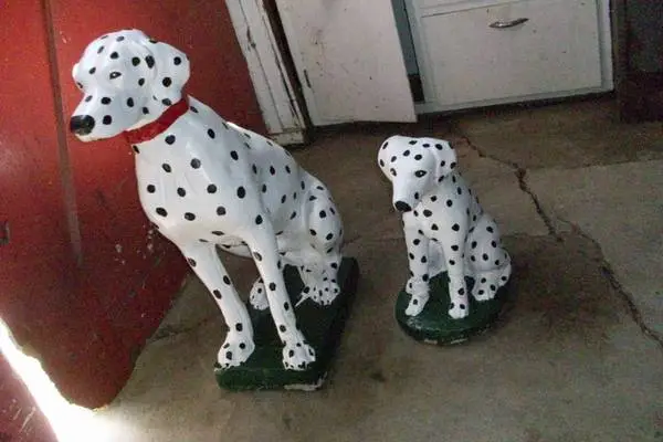 Vintage Lifesize Dalmation Concrete Dog & Puppy also Vintage Fire Hy