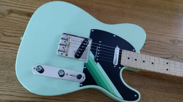 Fender Telecaster Am. Performer customized surf green