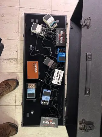 NYC Guitar Effects Pedalboard