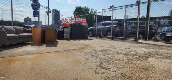 Flex Space Office, Storage, Industrial With 1,200 Sq Ft Yard -TEXT