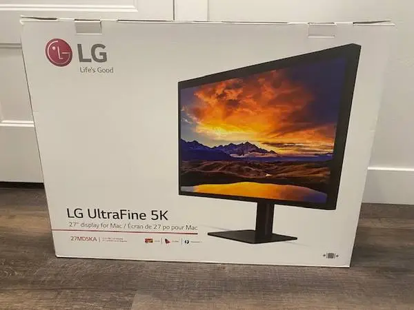 LG UltraFine 5K 27 Mac Monitor