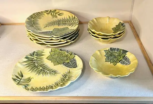 Tommy Bahama Dishes & Bowls * Ceramic * Tropical Motif