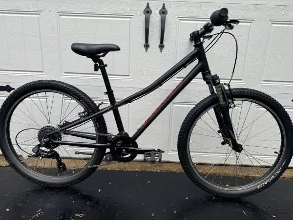 Specialized youth bike