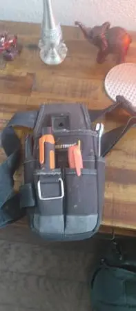 Tool belt pouch
