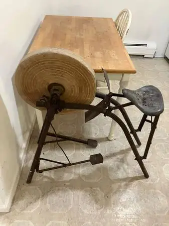 Wheel sharpener