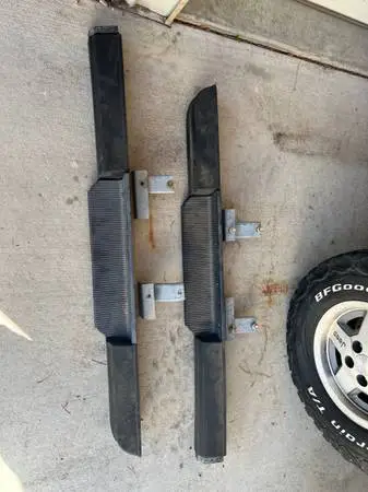 Jeep YJ factory steps