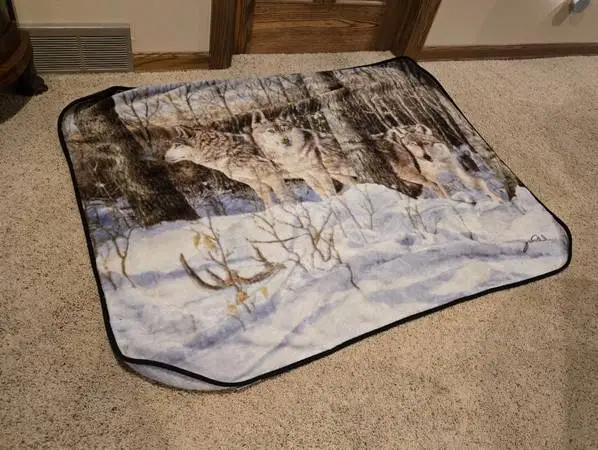 Small Wolf Blanket