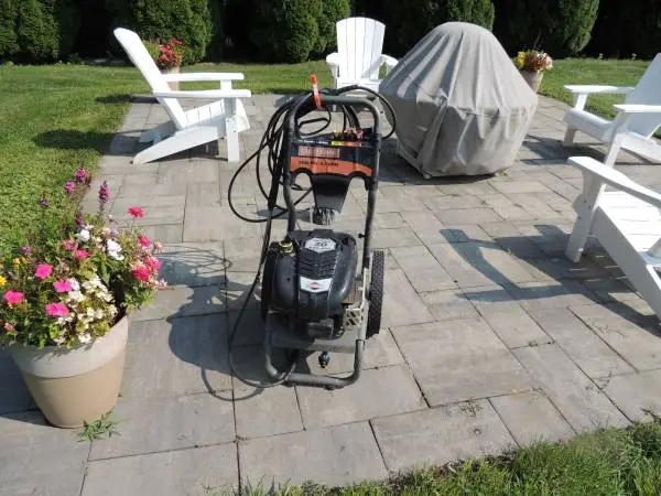 Pressure washer