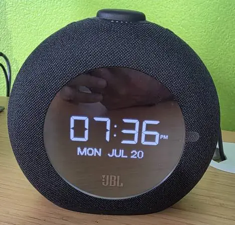 JBL Horizon 2 Bluetooth Clock Radio Speaker with FM Radio