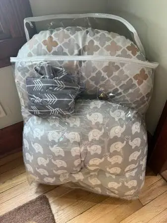 2 newborn recliner pillows with washable cover.