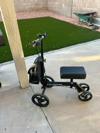 knee scooter