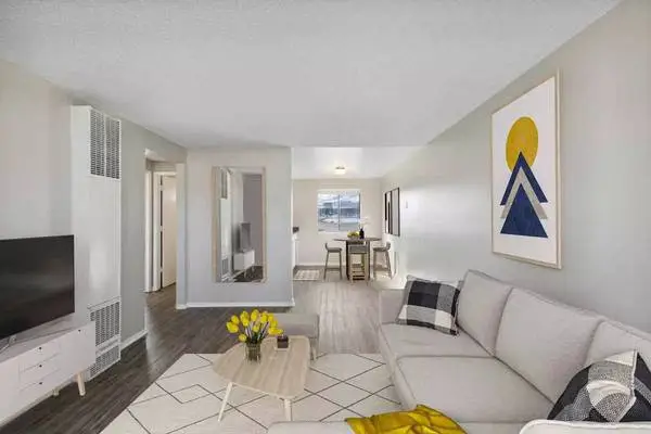 Settle for nothing but the best: 2 BR, 1 BA awaits.