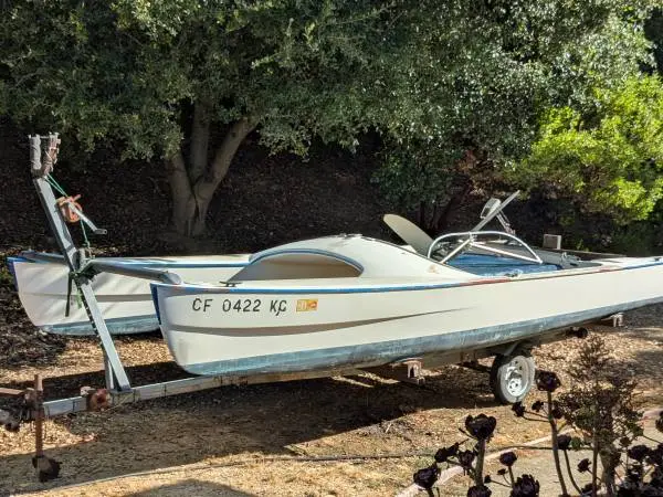 Pacific Catamaran 19 Hull & Trailer – Ideal Electric Solar Pontoon