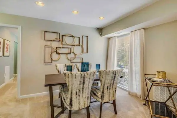 Discover Spacious 4 BR/2 BA Living Near the Suitland Metro!