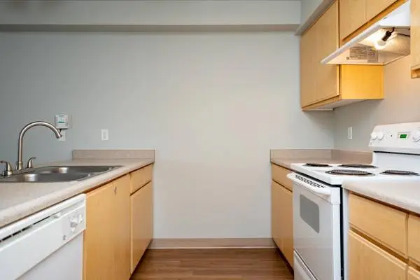 Looking for the ideal 2 bed / 2 bath? Check out community!