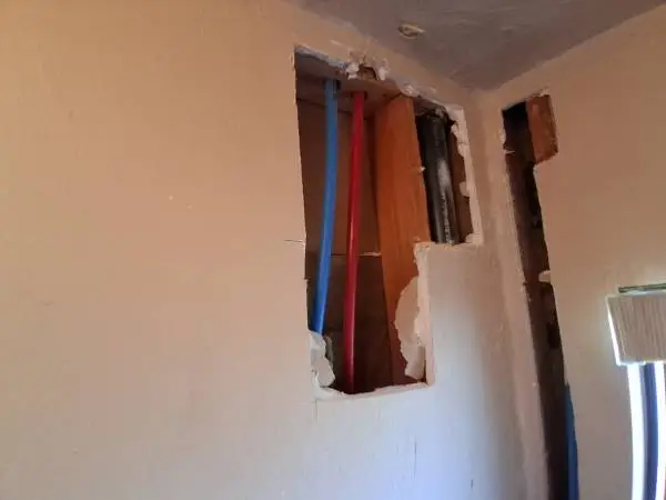 Plumber/Plumbing ..water heater repair or replace
