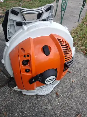 BR 700 Stihl Backpack Blower