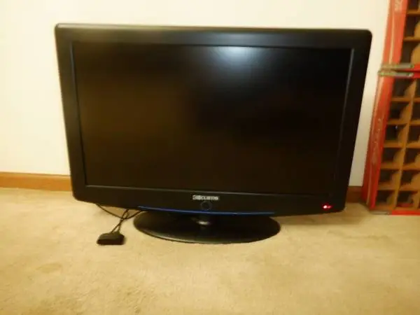Curtis LCD3235A is a 32-inch flat-screen LCD television