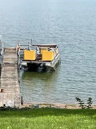 Pontoon Boat