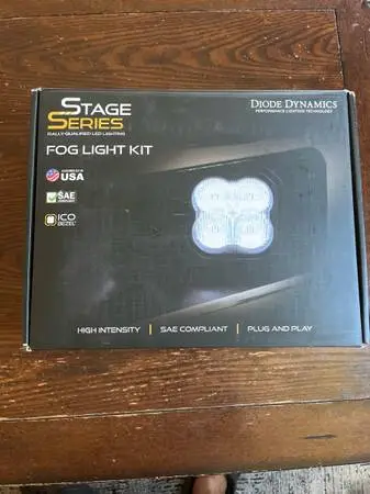 Diode Dynamics Stage Series Fog Light Kit (SS3 Sport Type B Kit ABL Yellow SAE F