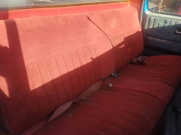 Bench seat 73 - 91 Chevy square body