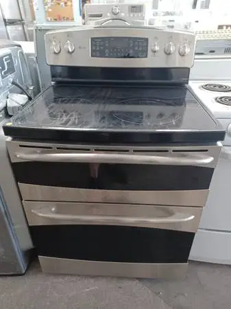 GE Profile Glass electric Stove doble-oven