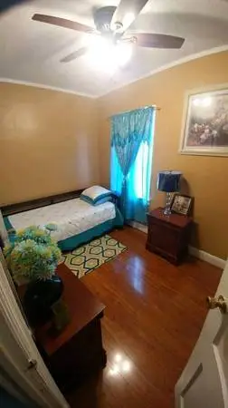 3 Bedrooms 1 Bath in New York NY $750
