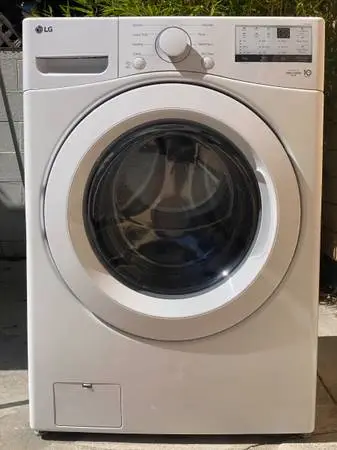 LG Ultra Large Washer 4.5 cu. ft.