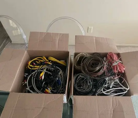 2 boxes Speaker Wires VGA RCA Connector Cables Audio Video Stereo TV