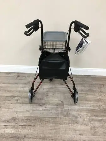 Deluxe 3 Wheel Aluminum Rollator